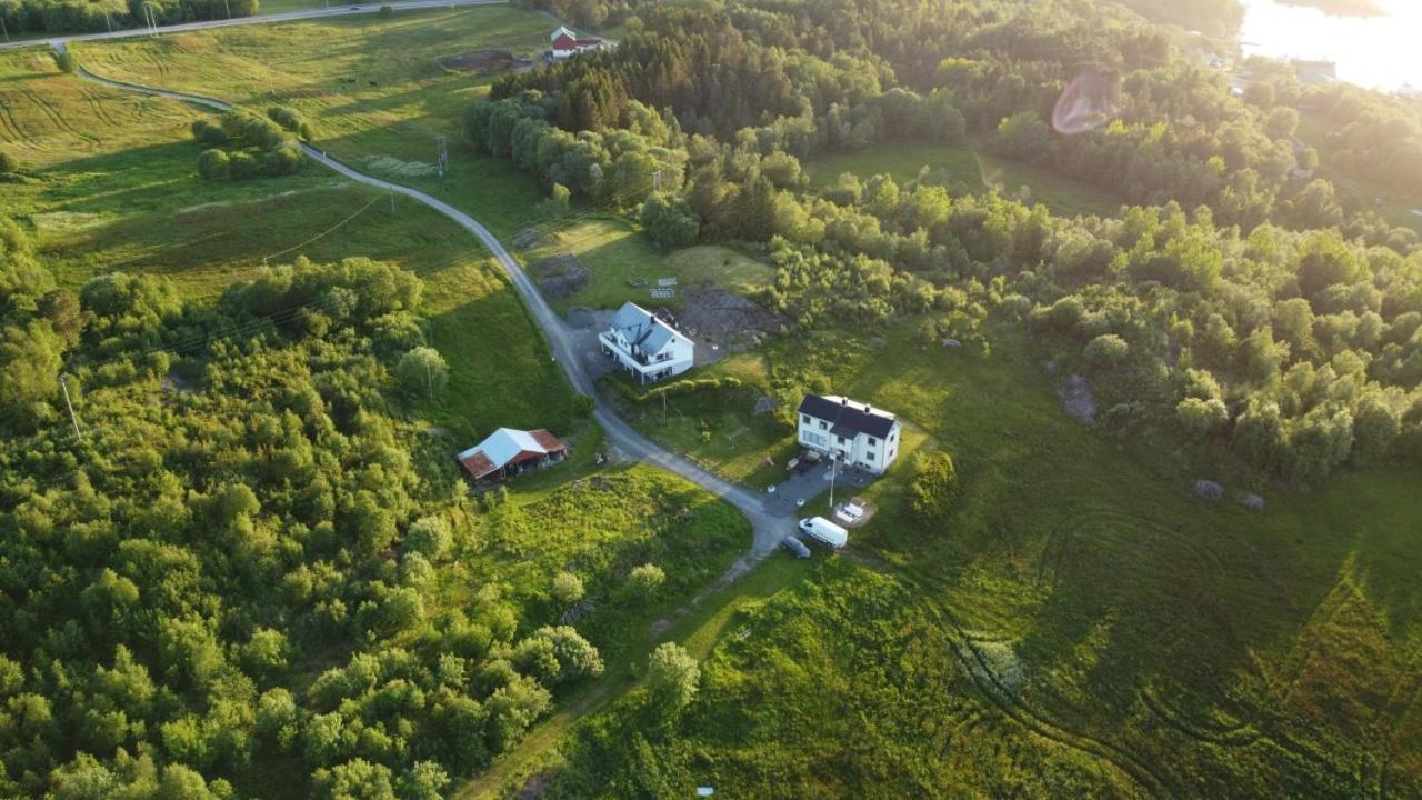 Leite Gard Near Atlantic Road In Hustadvika Lyngstad Kültér fotó